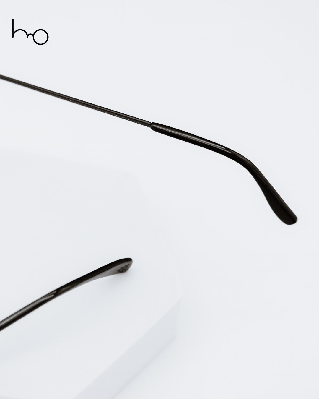 Manchmal braucht eine gute Brille gar nicht viel. 👓 Diese Coblens trägt übrigens den Namen…